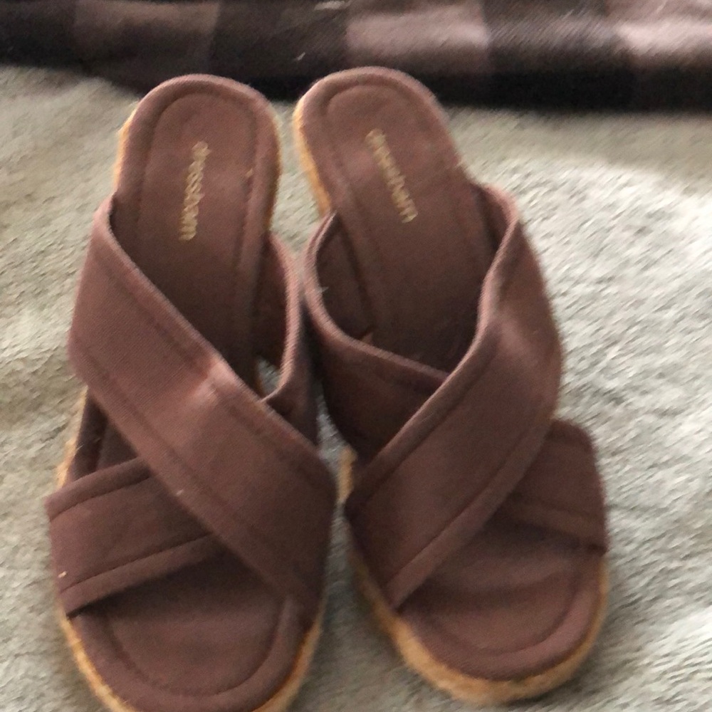New condition Wedge sandals brown Stylish